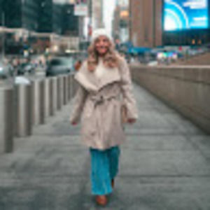 Meet your Posher, Angelina